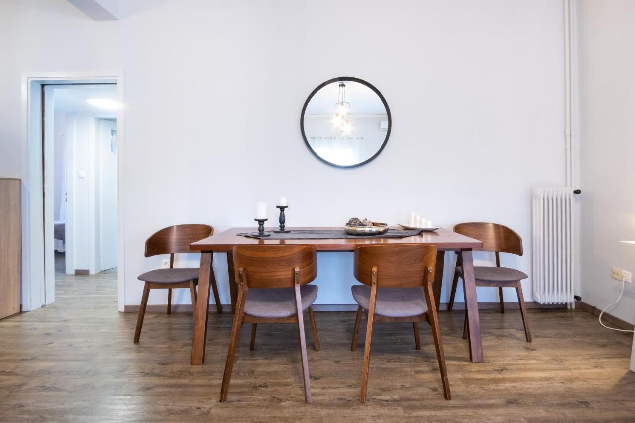 Apartment With Parking Near Medical Center Афины Экстерьер фото