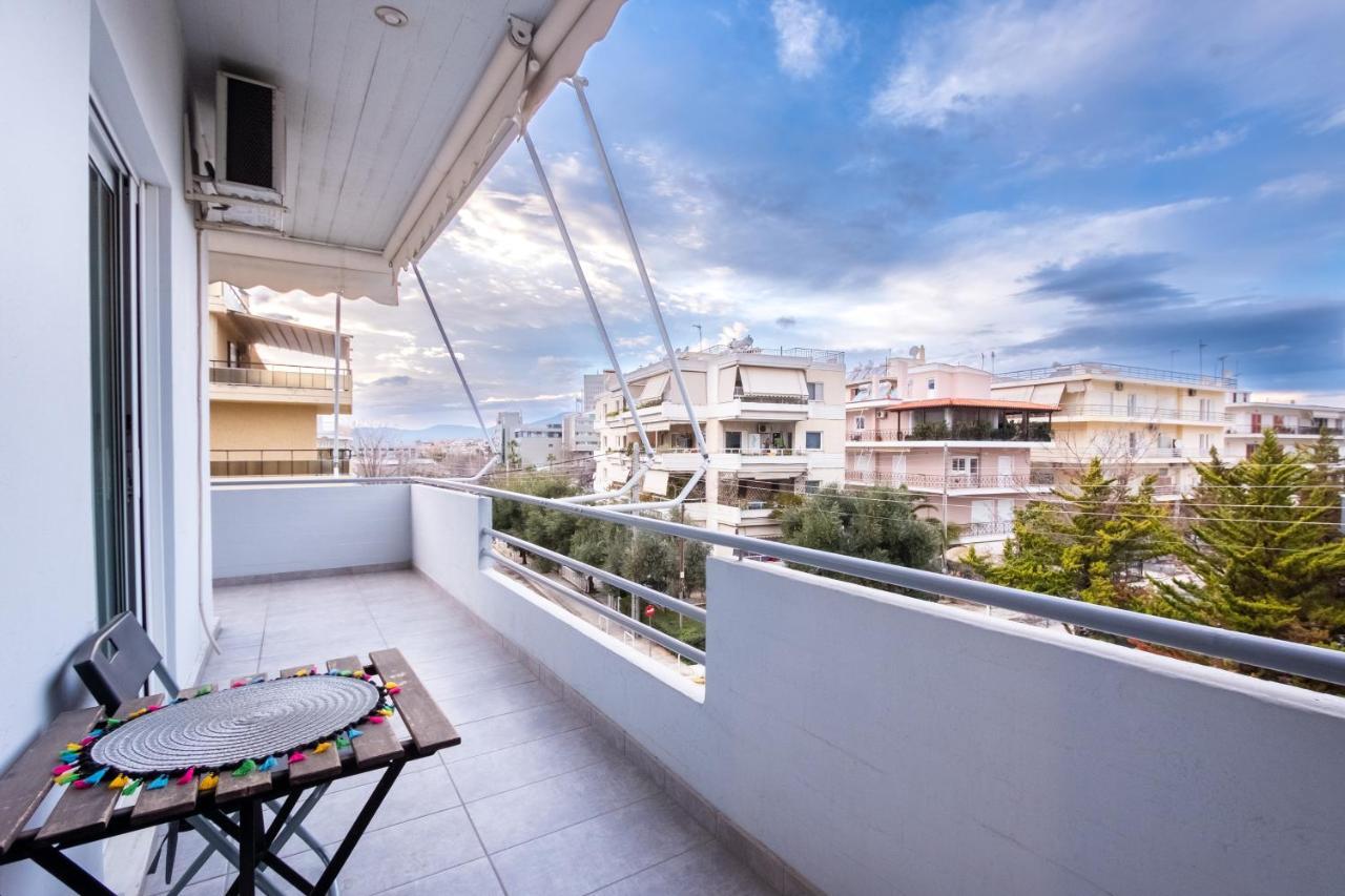 Apartment With Parking Near Medical Center Афины Экстерьер фото